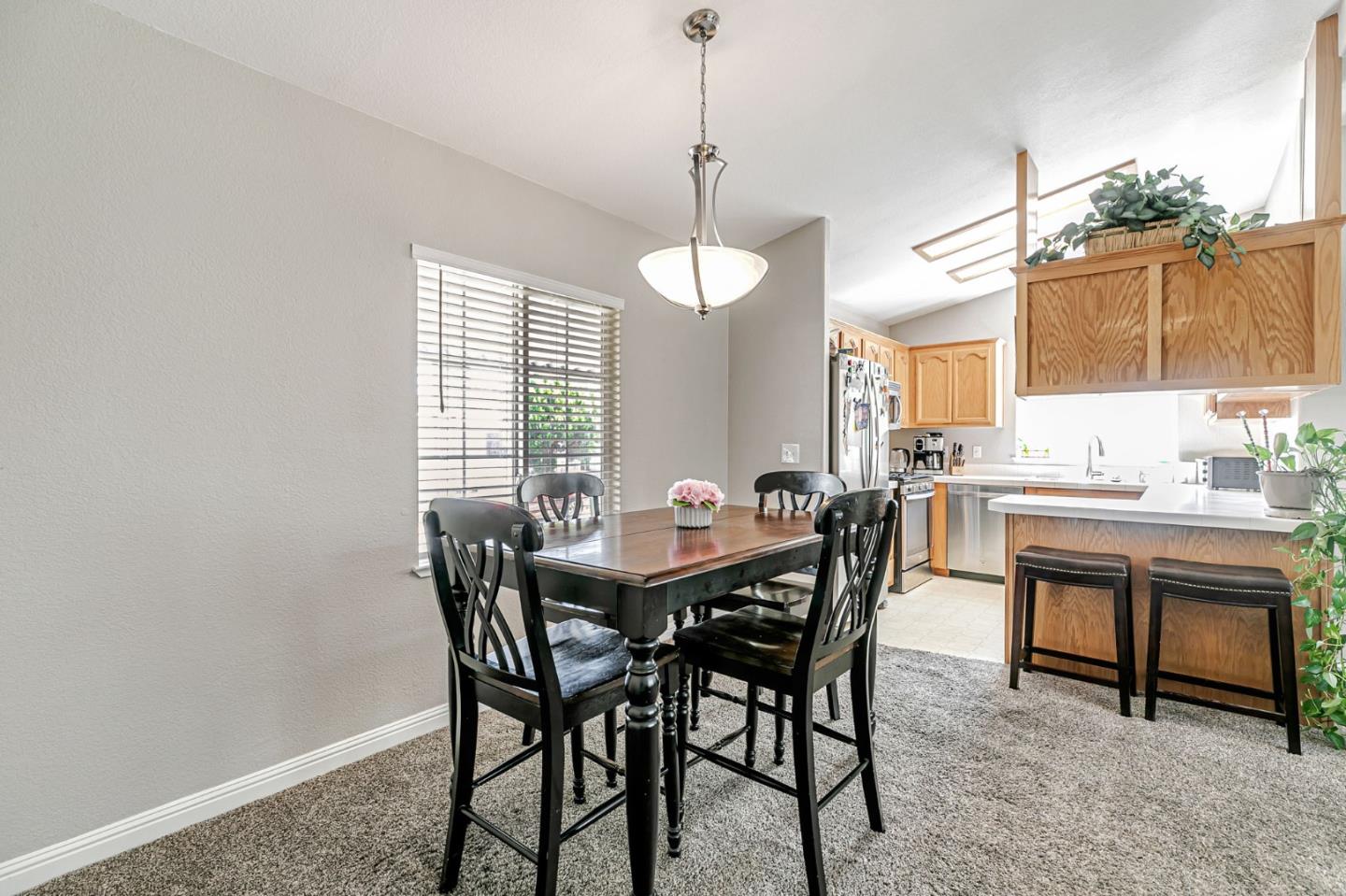 Detail Gallery Image 17 of 33 For 900 Golden Wheel Park Dr #9,  San Jose,  CA 95112 - 3 Beds | 2 Baths