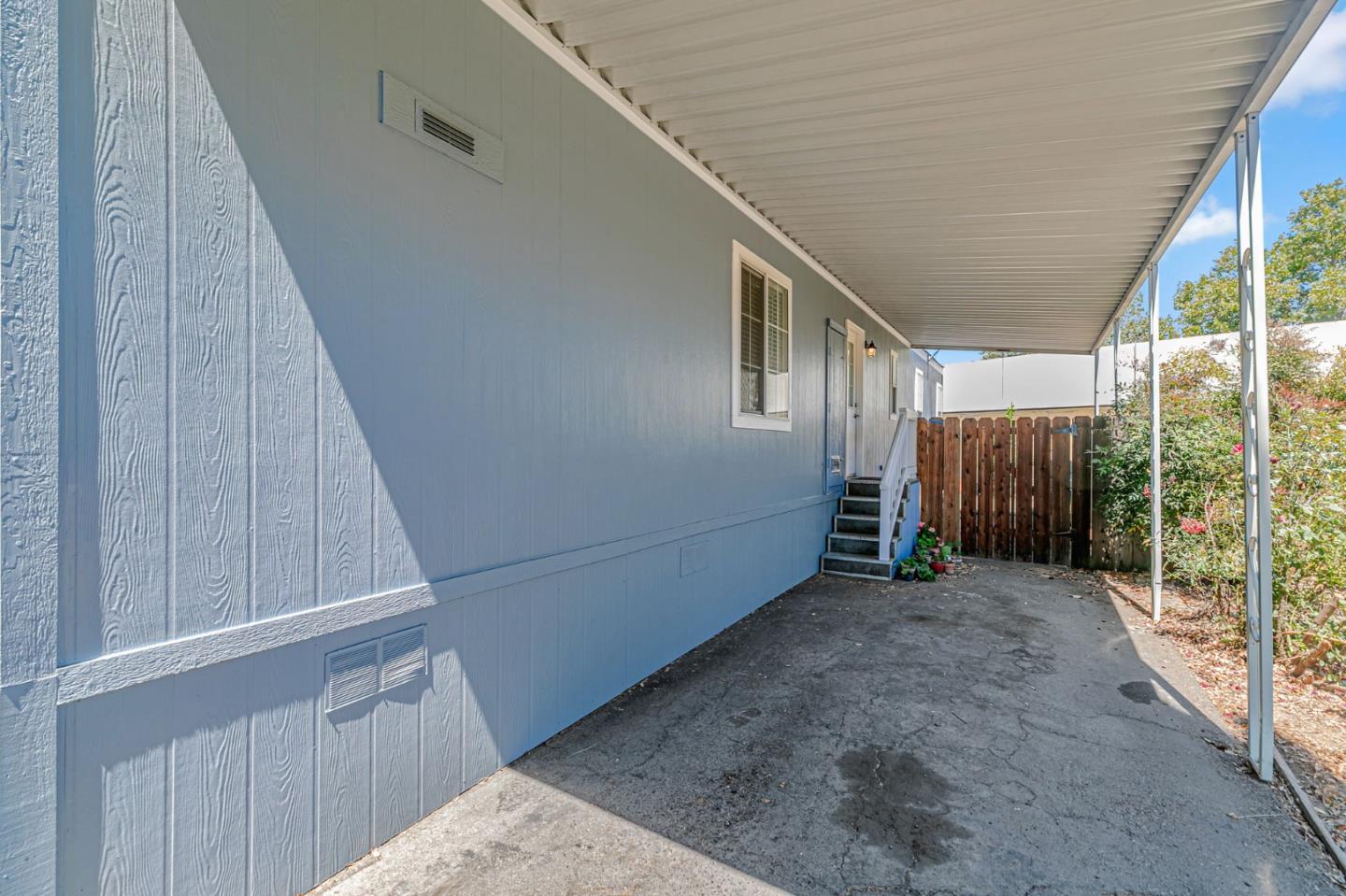 Detail Gallery Image 19 of 33 For 900 Golden Wheel Park Dr #9,  San Jose,  CA 95112 - 3 Beds | 2 Baths