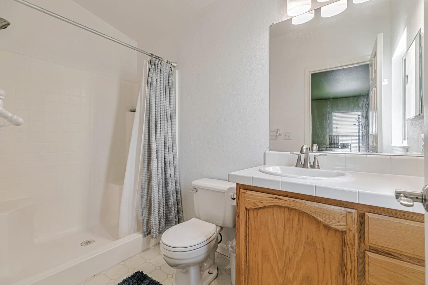 Detail Gallery Image 24 of 33 For 900 Golden Wheel Park Dr #9,  San Jose,  CA 95112 - 3 Beds | 2 Baths