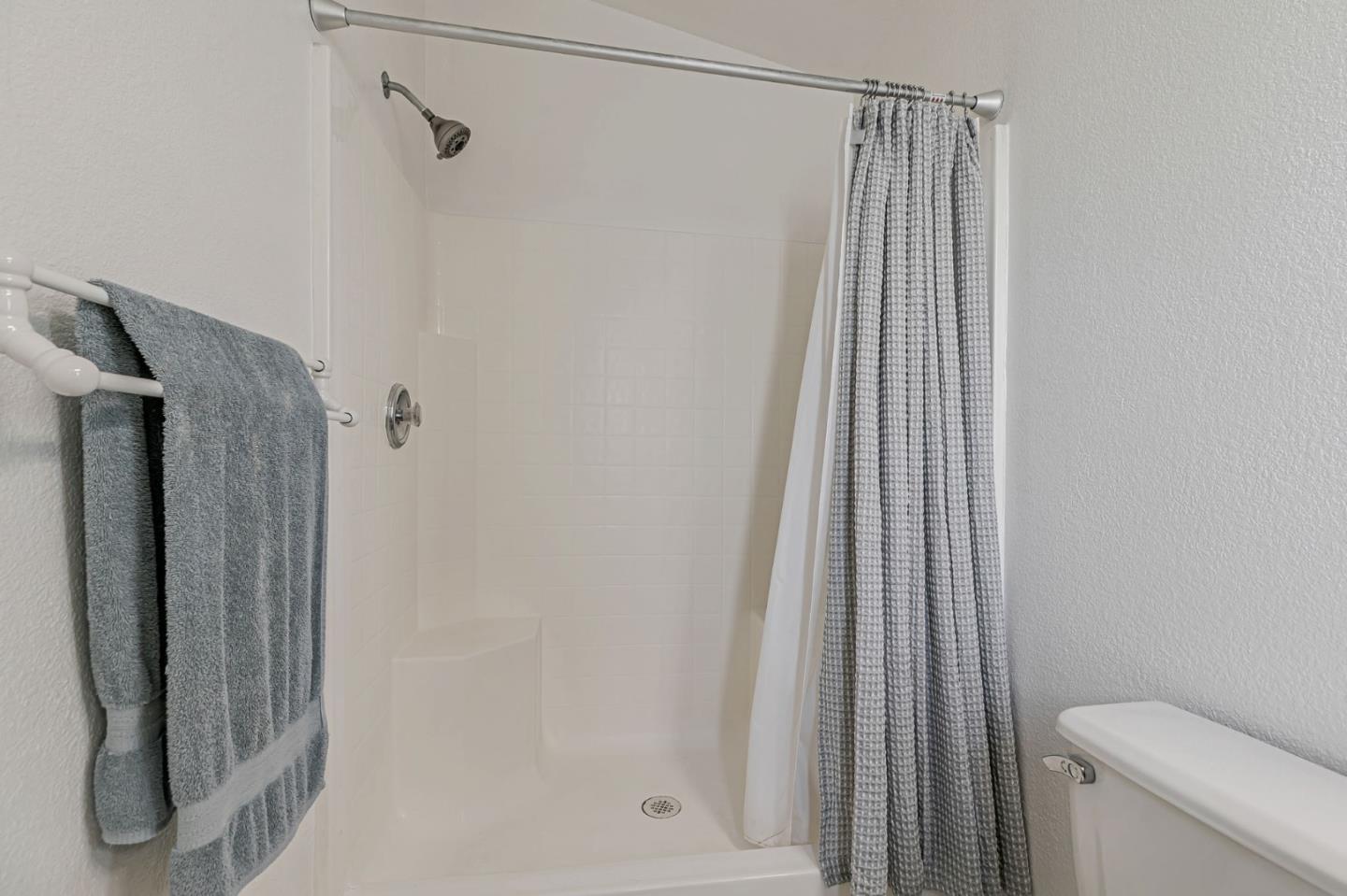 Detail Gallery Image 25 of 33 For 900 Golden Wheel Park Dr #9,  San Jose,  CA 95112 - 3 Beds | 2 Baths
