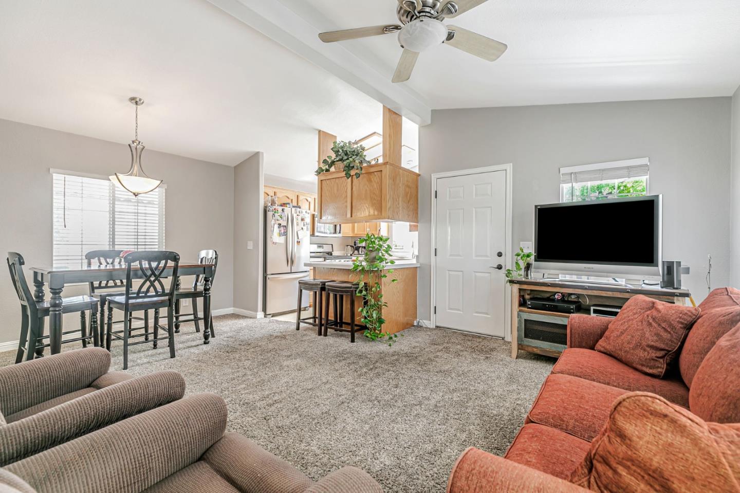 Detail Gallery Image 5 of 33 For 900 Golden Wheel Park Dr #9,  San Jose,  CA 95112 - 3 Beds | 2 Baths