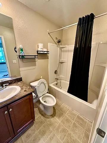 Detail Gallery Image 4 of 9 For 5936 via Lugano, Fremont,  CA 94555 - 3 Beds | 3/1 Baths