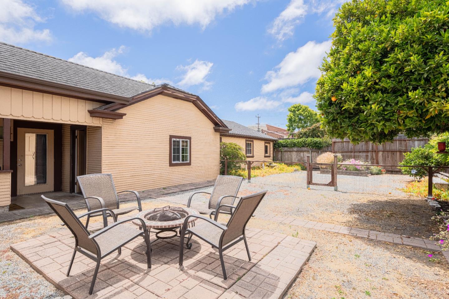 Detail Gallery Image 40 of 47 For 146 Lorimer St, Salinas,  CA 93901 - 2 Beds | 1 Baths