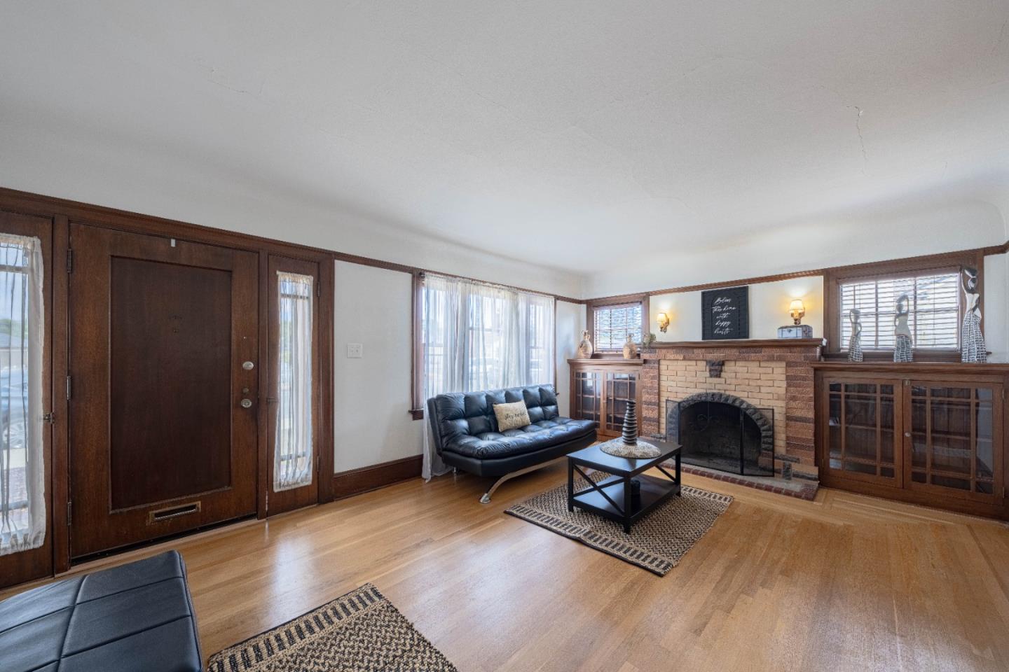 Detail Gallery Image 5 of 47 For 146 Lorimer St, Salinas,  CA 93901 - 2 Beds | 1 Baths