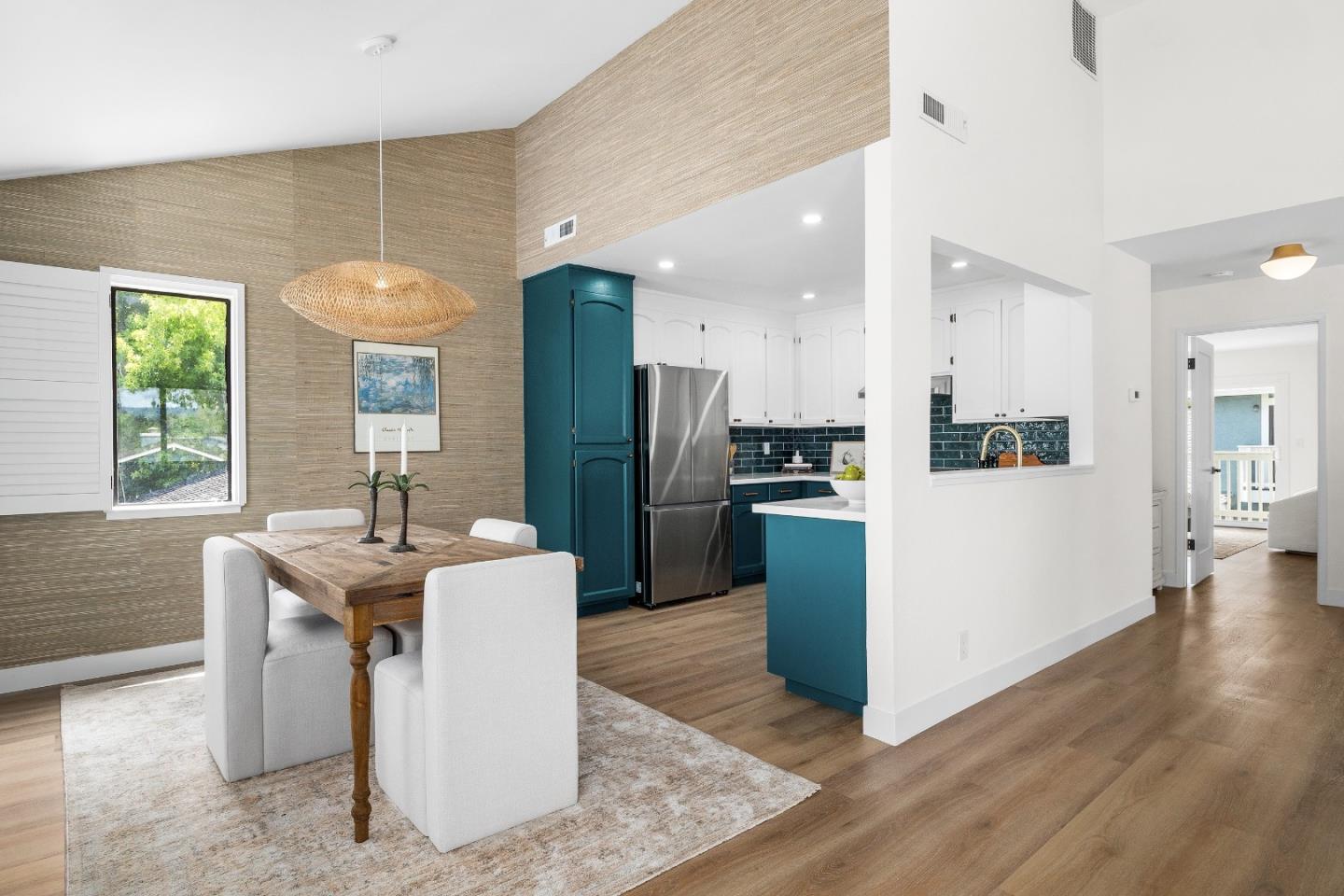 Detail Gallery Image 14 of 38 For 2512 Friesland Ct, Santa Cruz,  CA 95062 - 3 Beds | 2 Baths