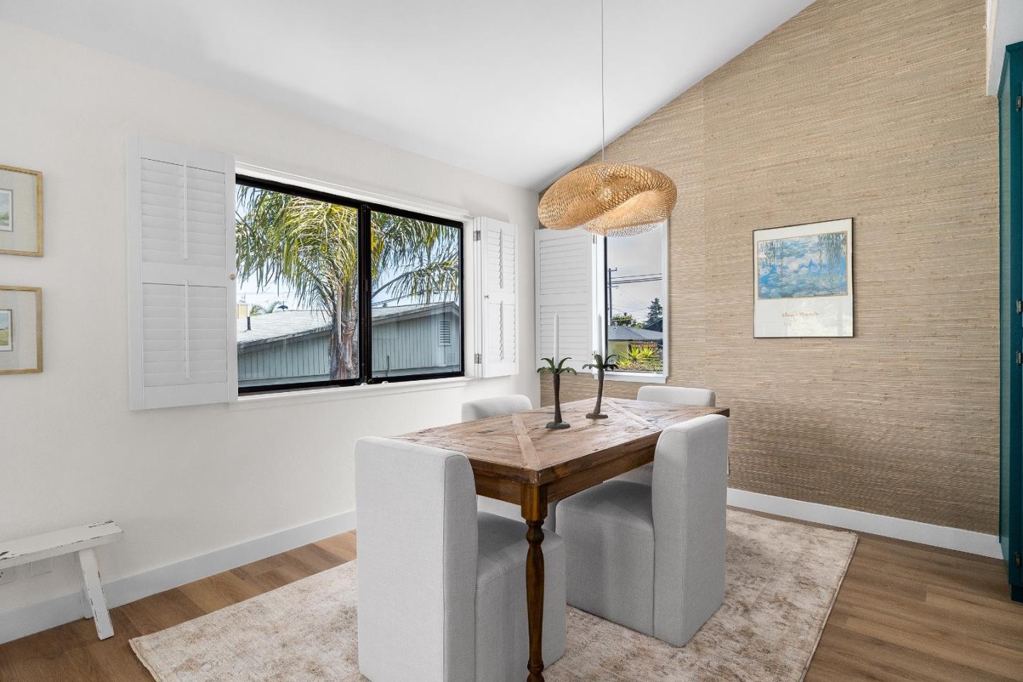 Detail Gallery Image 17 of 38 For 2512 Friesland Ct, Santa Cruz,  CA 95062 - 3 Beds | 2 Baths