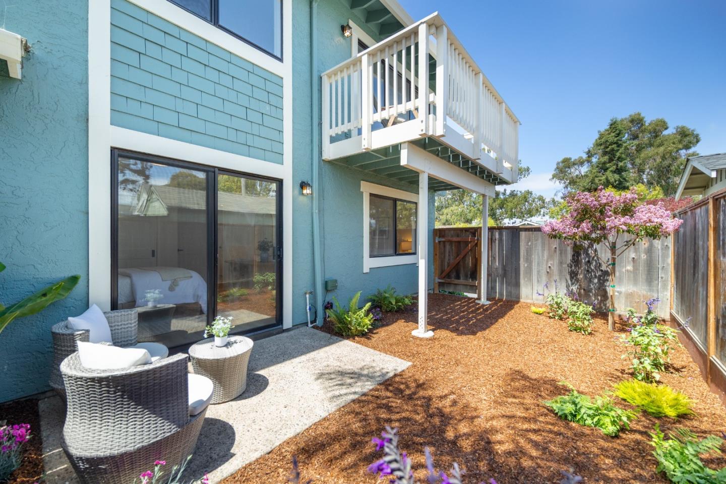 Detail Gallery Image 20 of 38 For 2512 Friesland Ct, Santa Cruz,  CA 95062 - 3 Beds | 2 Baths