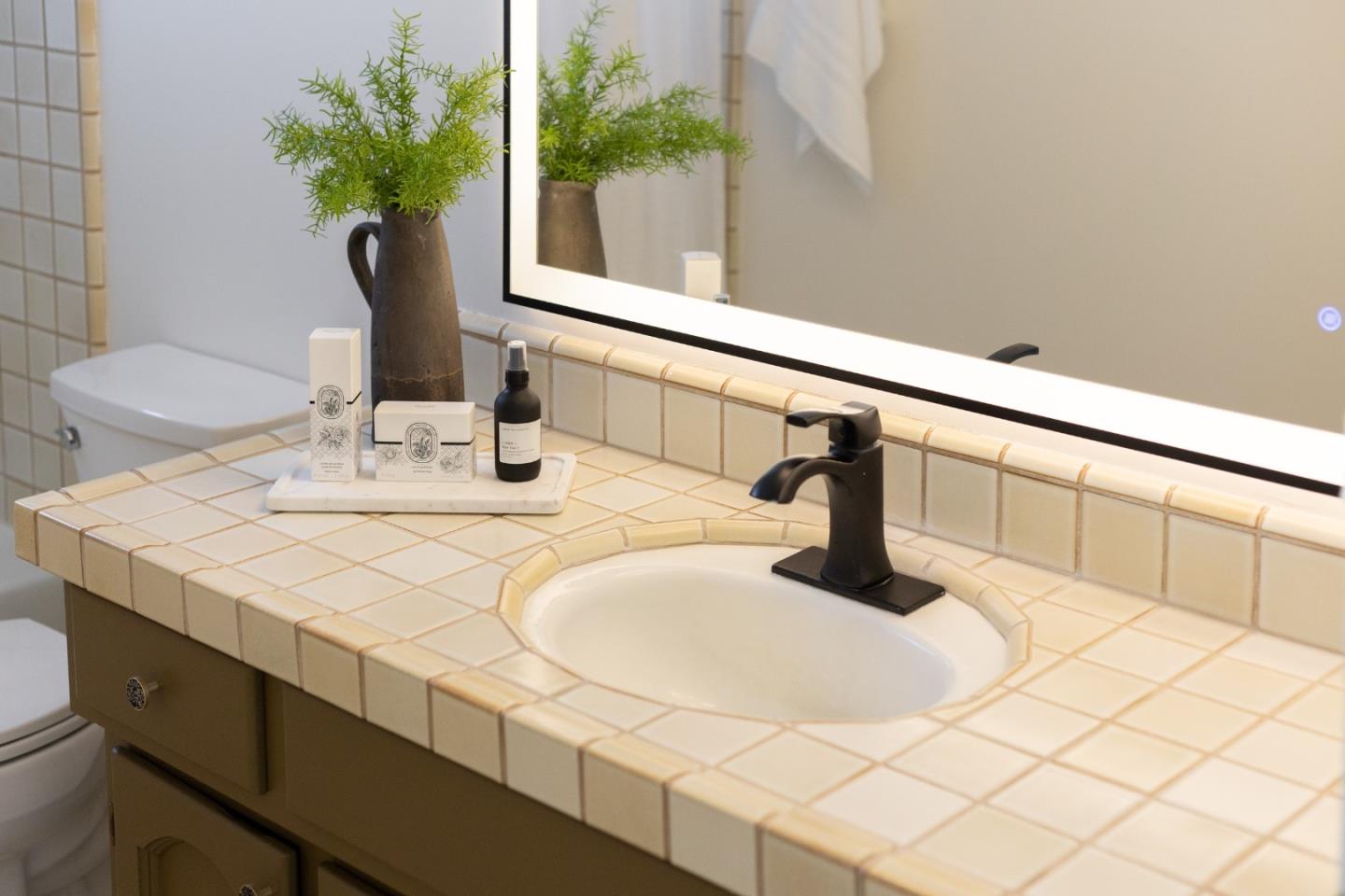 Detail Gallery Image 26 of 38 For 2512 Friesland Ct, Santa Cruz,  CA 95062 - 3 Beds | 2 Baths