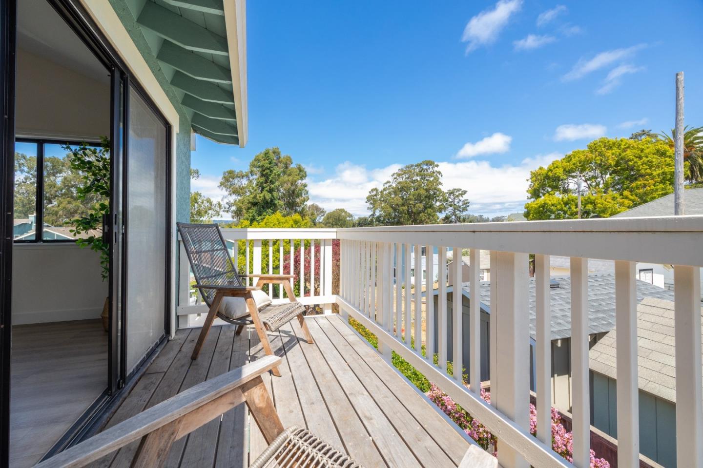 Detail Gallery Image 27 of 38 For 2512 Friesland Ct, Santa Cruz,  CA 95062 - 3 Beds | 2 Baths