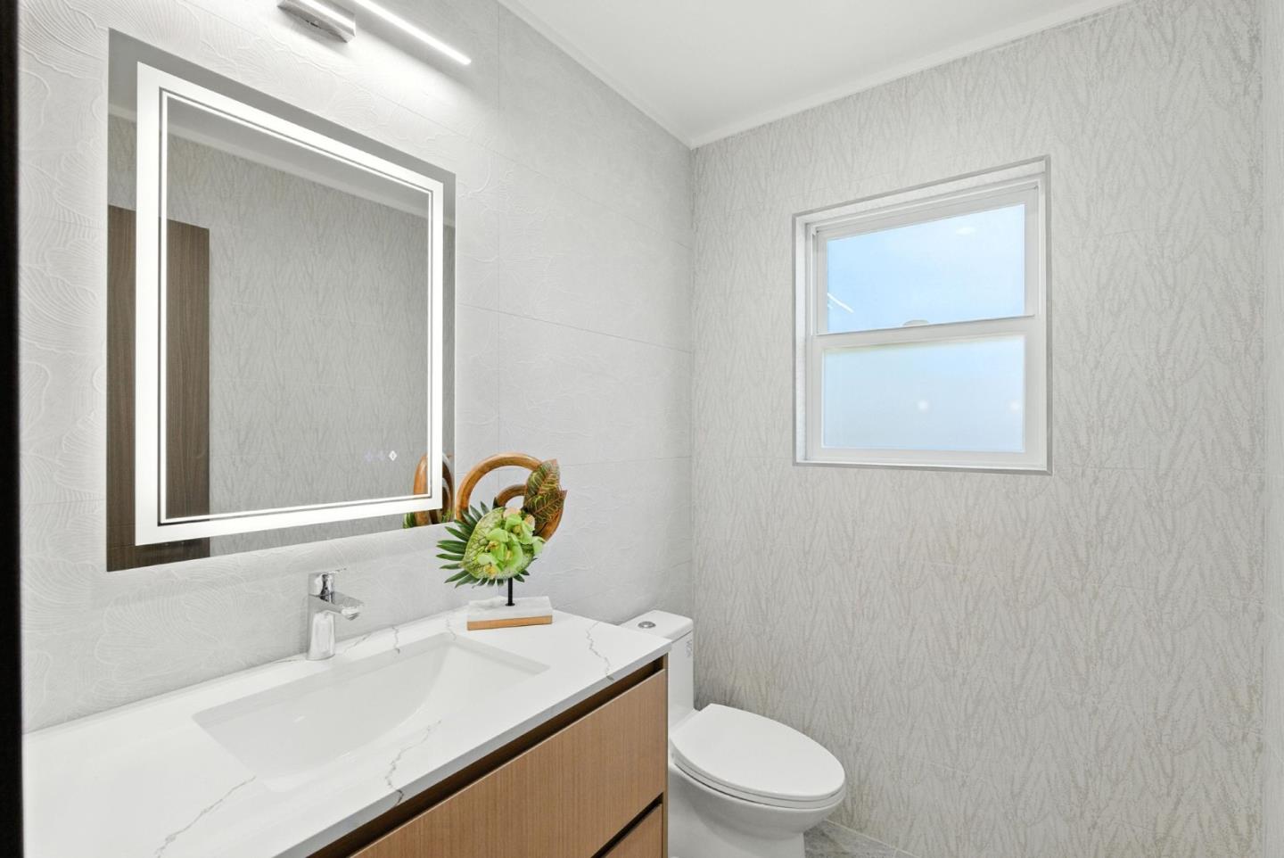 Detail Gallery Image 18 of 50 For 1313 Arleen Ave, Sunnyvale,  CA 94087 - 5 Beds | 5/1 Baths