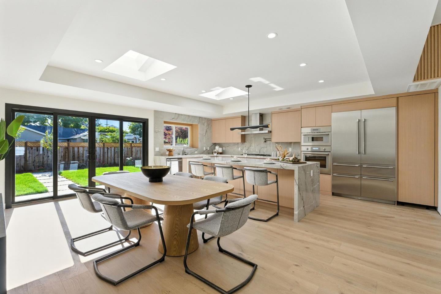 Detail Gallery Image 23 of 50 For 1313 Arleen Ave, Sunnyvale,  CA 94087 - 5 Beds | 5/1 Baths