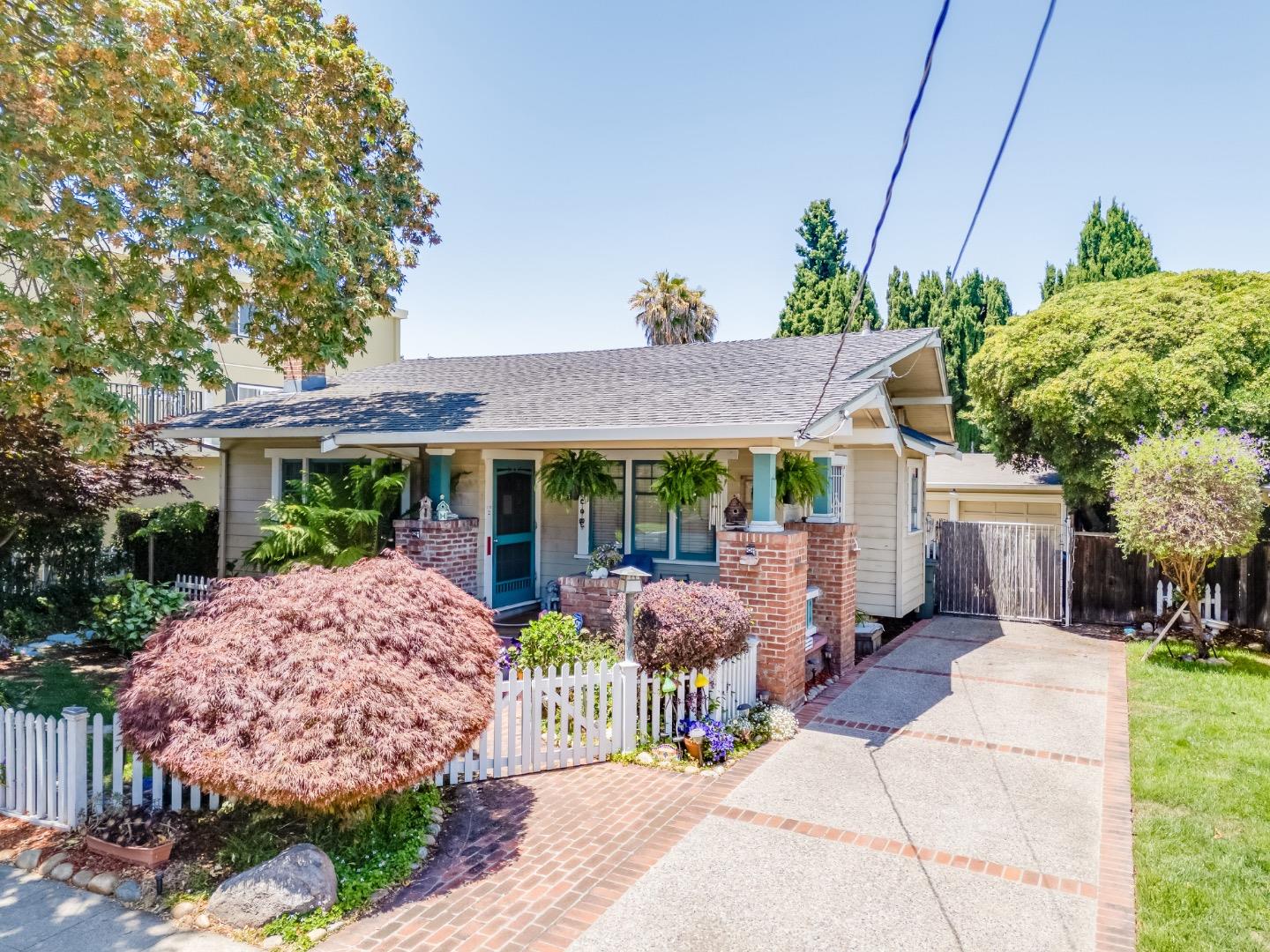 Detail Gallery Image 1 of 47 For 211 Monte Diablo Ave, San Mateo,  CA 94401 - 3 Beds | 2 Baths