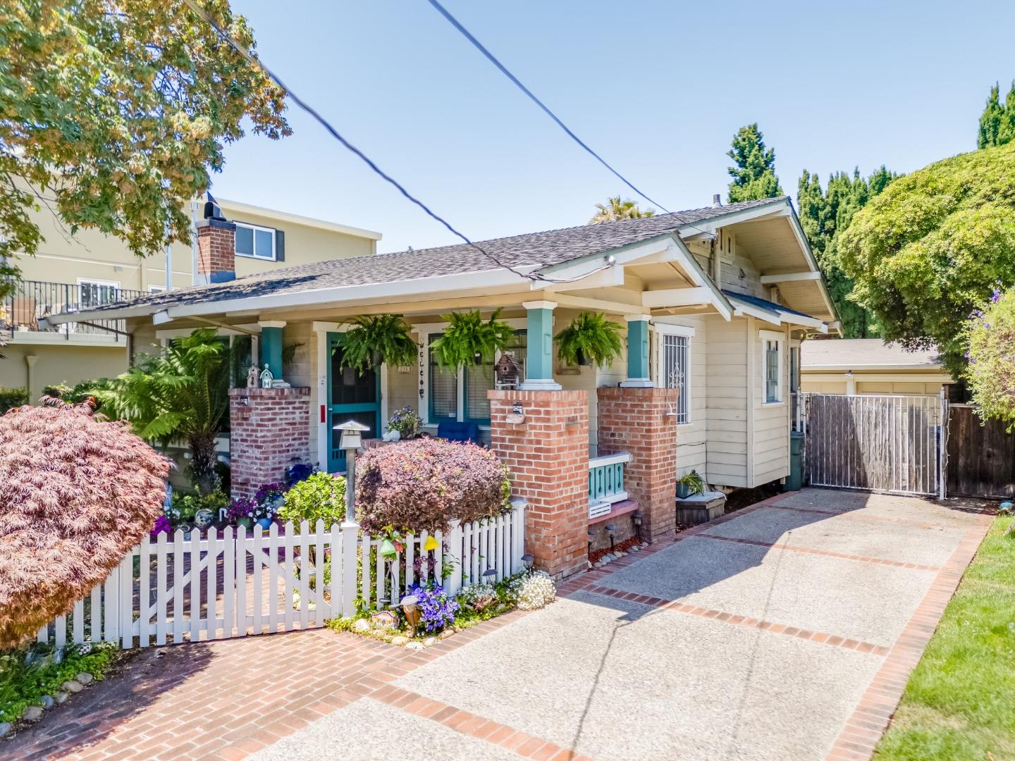 Detail Gallery Image 2 of 47 For 211 Monte Diablo Ave, San Mateo,  CA 94401 - 3 Beds | 2 Baths