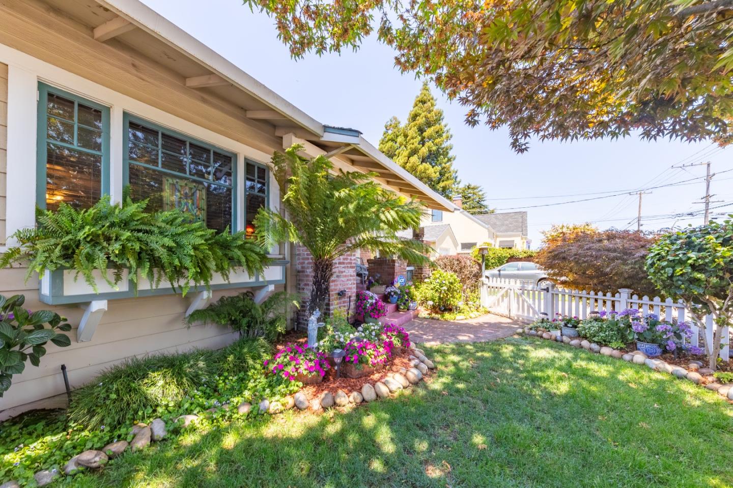 Detail Gallery Image 8 of 47 For 211 Monte Diablo Ave, San Mateo,  CA 94401 - 3 Beds | 2 Baths