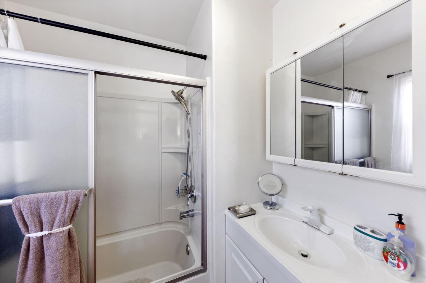 Detail Gallery Image 30 of 60 For 348 Maud Ave, San Leandro,  CA 94577 - 2 Beds | 2 Baths