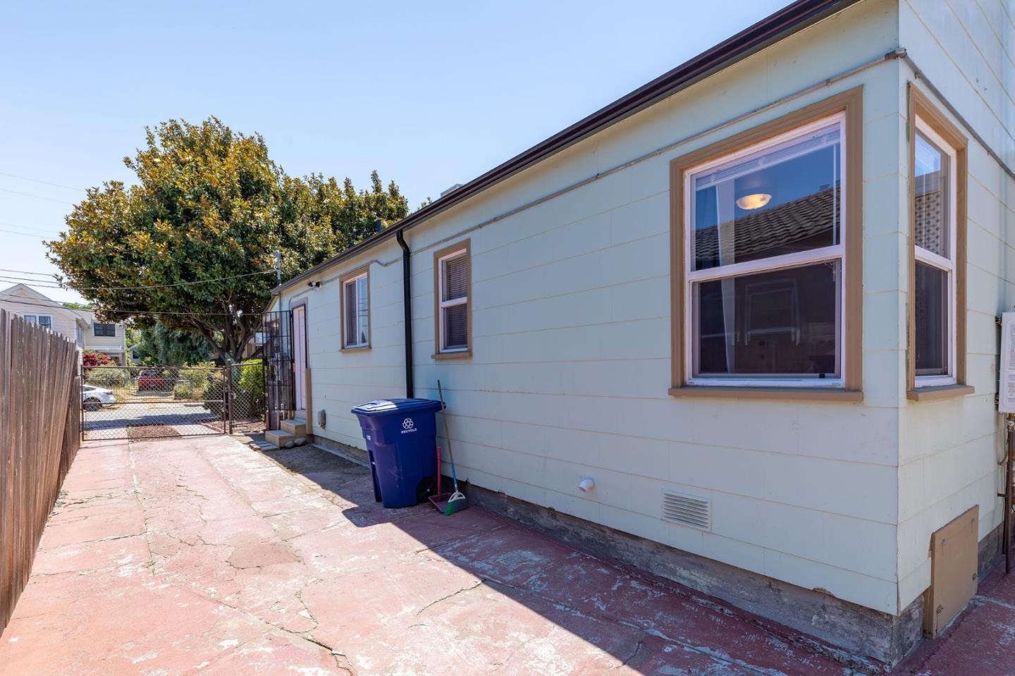Detail Gallery Image 55 of 60 For 348 Maud Ave, San Leandro,  CA 94577 - 2 Beds | 2 Baths