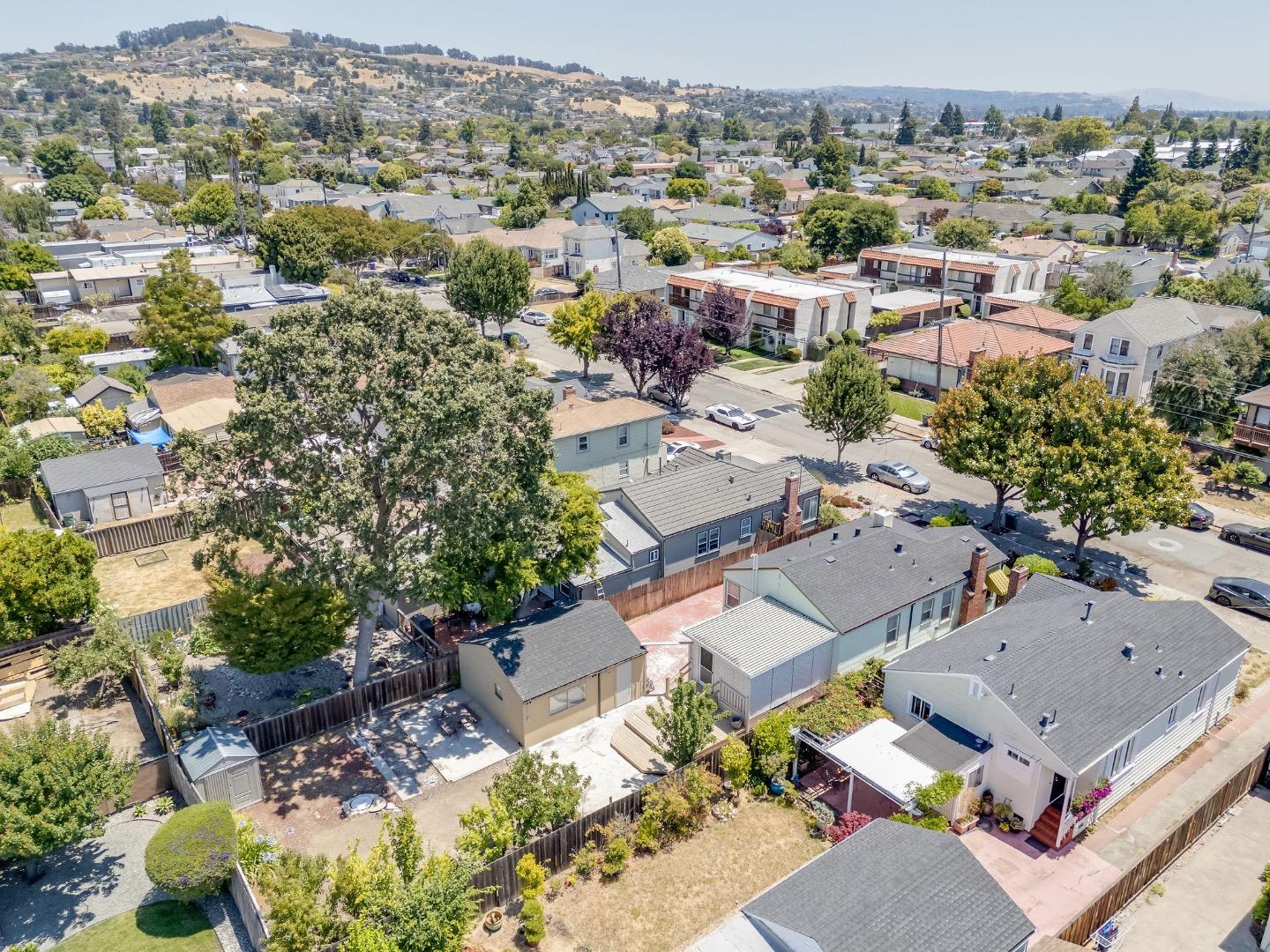 Detail Gallery Image 59 of 60 For 348 Maud Ave, San Leandro,  CA 94577 - 2 Beds | 2 Baths