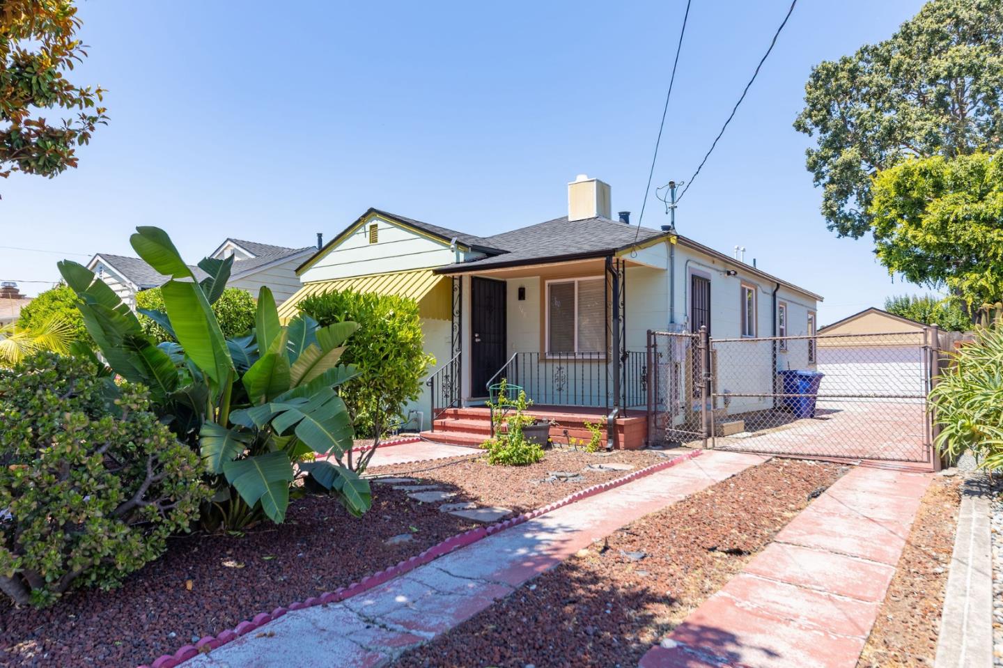Detail Gallery Image 7 of 60 For 348 Maud Ave, San Leandro,  CA 94577 - 2 Beds | 2 Baths