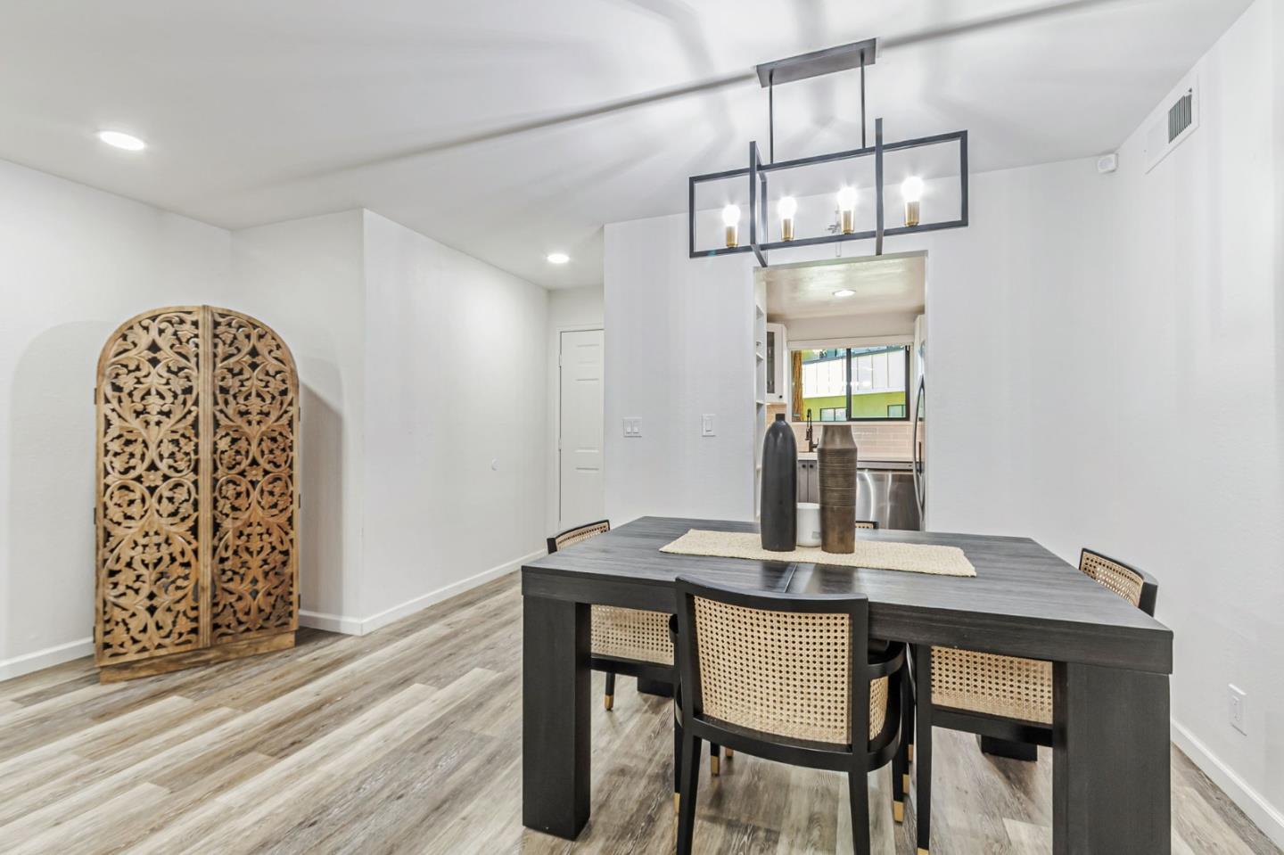 Detail Gallery Image 15 of 40 For 3328 Kimber Ct #21,  San Jose,  CA 95124 - 2 Beds | 1 Baths