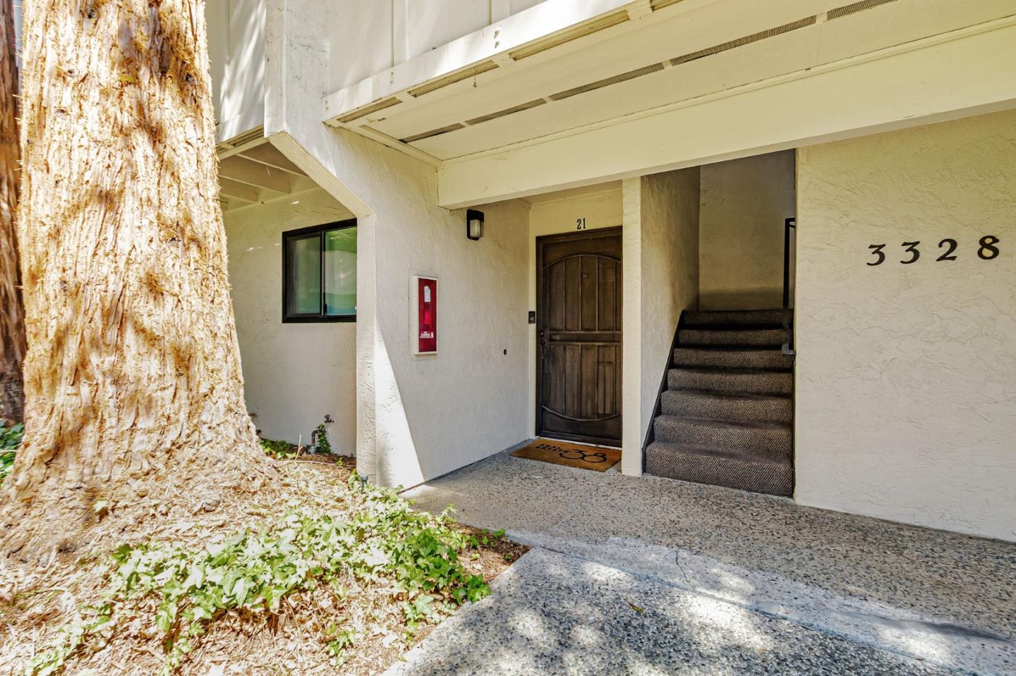 Detail Gallery Image 2 of 40 For 3328 Kimber Ct #21,  San Jose,  CA 95124 - 2 Beds | 1 Baths