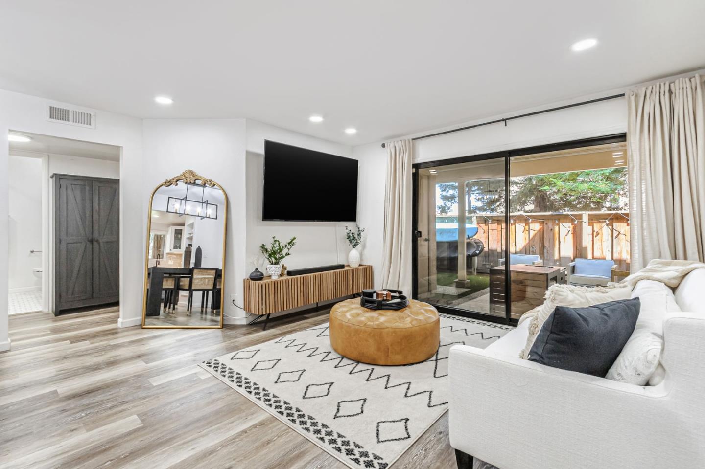 Detail Gallery Image 4 of 40 For 3328 Kimber Ct #21,  San Jose,  CA 95124 - 2 Beds | 1 Baths