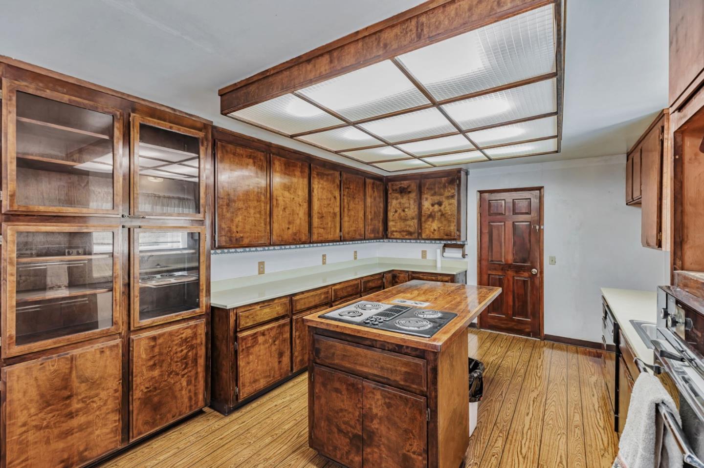 Detail Gallery Image 14 of 51 For 13560 Santa Teresa Blvd, San Martin,  CA 95046 - 3 Beds | 2 Baths