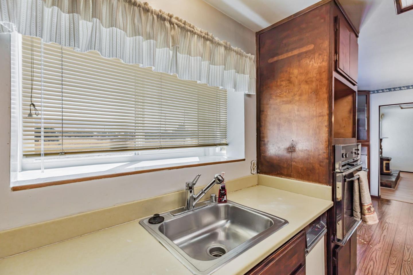 Detail Gallery Image 17 of 51 For 13560 Santa Teresa Blvd, San Martin,  CA 95046 - 3 Beds | 2 Baths