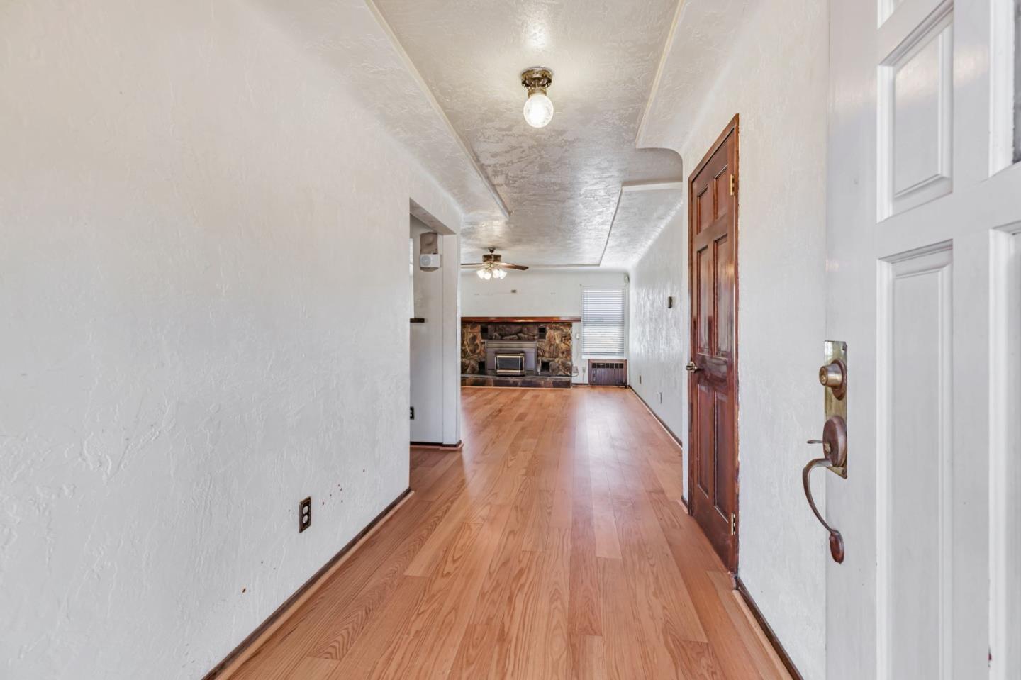Detail Gallery Image 7 of 51 For 13560 Santa Teresa Blvd, San Martin,  CA 95046 - 3 Beds | 2 Baths