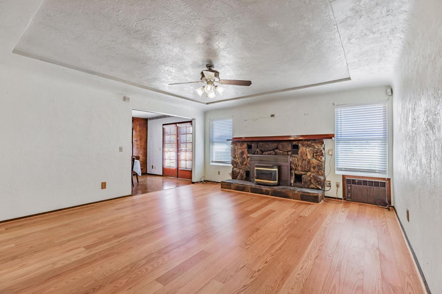 Detail Gallery Image 9 of 51 For 13560 Santa Teresa Blvd, San Martin,  CA 95046 - 3 Beds | 2 Baths