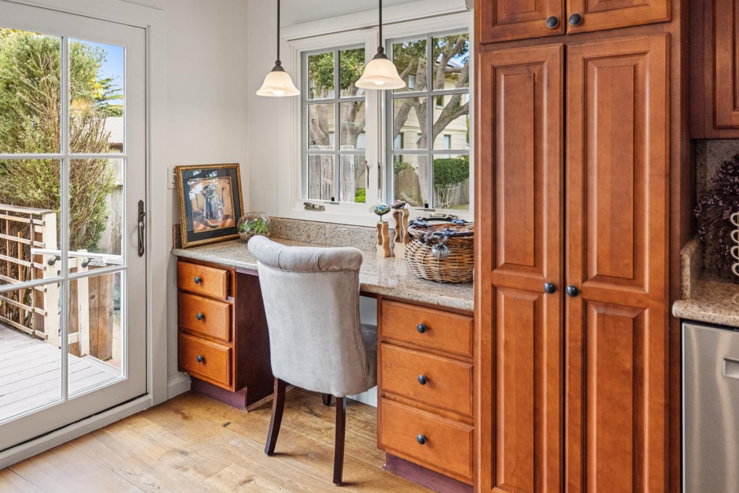 Detail Gallery Image 13 of 42 For 782 Junipero Ave, Pacific Grove,  CA 93950 - 2 Beds | 2 Baths