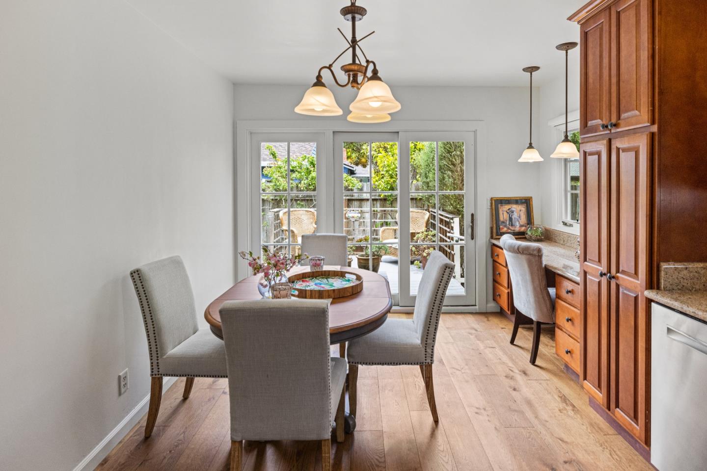 Detail Gallery Image 14 of 42 For 782 Junipero Ave, Pacific Grove,  CA 93950 - 2 Beds | 2 Baths