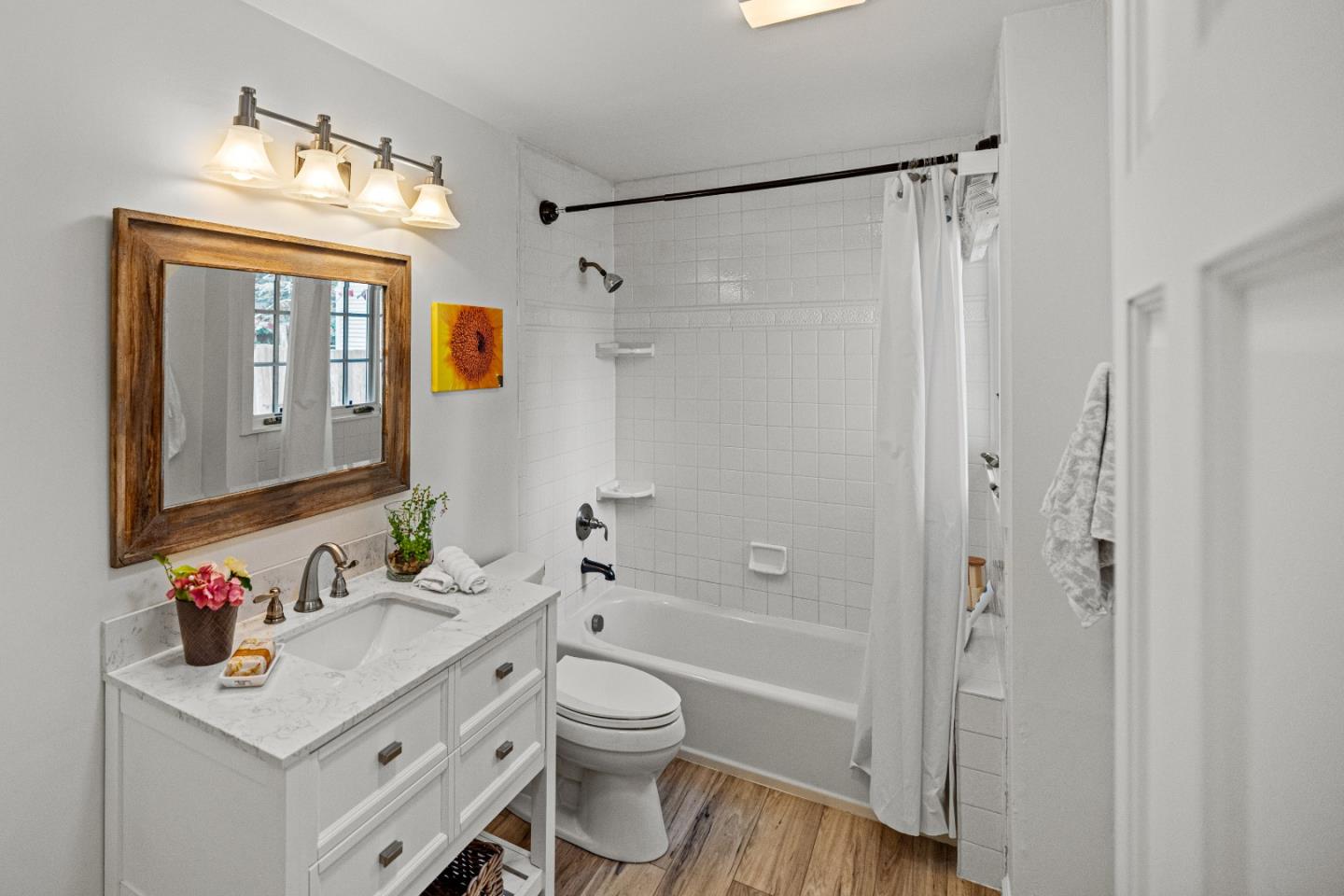 Detail Gallery Image 27 of 42 For 782 Junipero Ave, Pacific Grove,  CA 93950 - 2 Beds | 2 Baths
