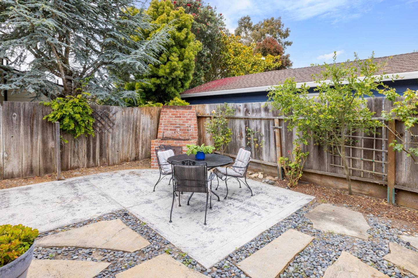 Detail Gallery Image 33 of 42 For 782 Junipero Ave, Pacific Grove,  CA 93950 - 2 Beds | 2 Baths