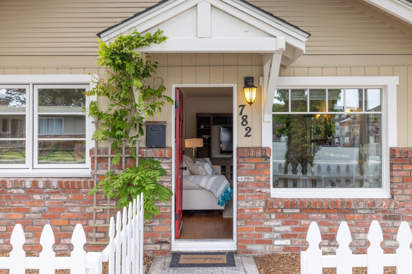 Detail Gallery Image 37 of 42 For 782 Junipero Ave, Pacific Grove,  CA 93950 - 2 Beds | 2 Baths