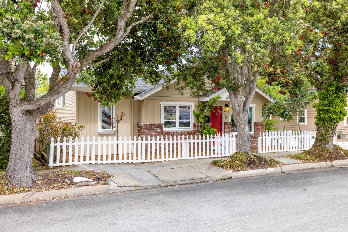 Detail Gallery Image 39 of 42 For 782 Junipero Ave, Pacific Grove,  CA 93950 - 2 Beds | 2 Baths