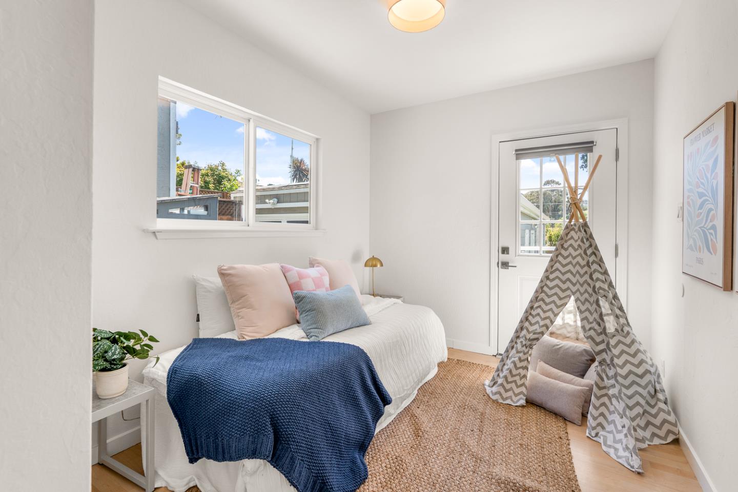 Detail Gallery Image 15 of 27 For 279 Elm Ave, San Bruno,  CA 94066 - 2 Beds | 1 Baths