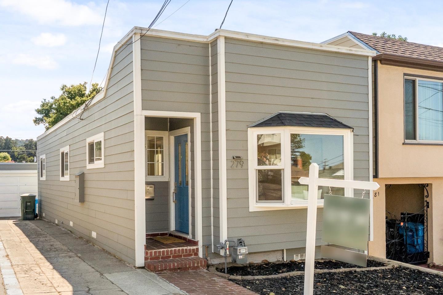 Detail Gallery Image 2 of 27 For 279 Elm Ave, San Bruno,  CA 94066 - 2 Beds | 1 Baths