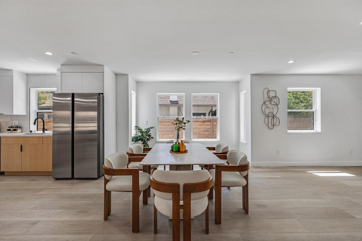 Detail Gallery Image 10 of 50 For 35 Arch St, Redwood City,  CA 94062 - 7 Beds | 4/1 Baths