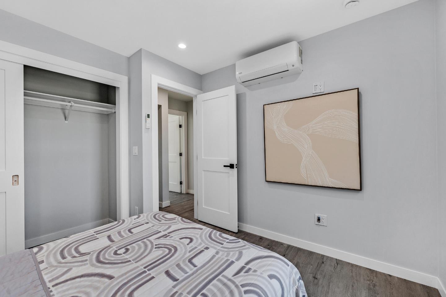 Detail Gallery Image 42 of 50 For 35 Arch St, Redwood City,  CA 94062 - 7 Beds | 4/1 Baths