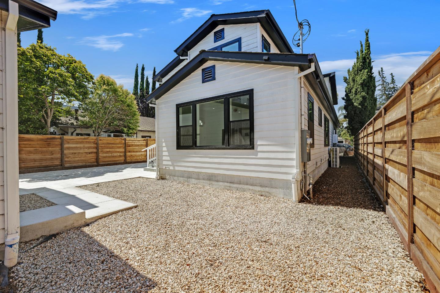 Detail Gallery Image 48 of 50 For 35 Arch St, Redwood City,  CA 94062 - 7 Beds | 4/1 Baths