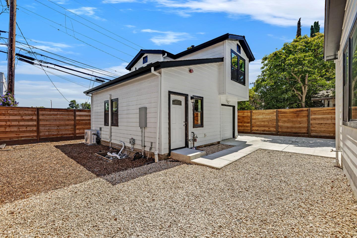 Detail Gallery Image 49 of 50 For 35 Arch St, Redwood City,  CA 94062 - 7 Beds | 4/1 Baths