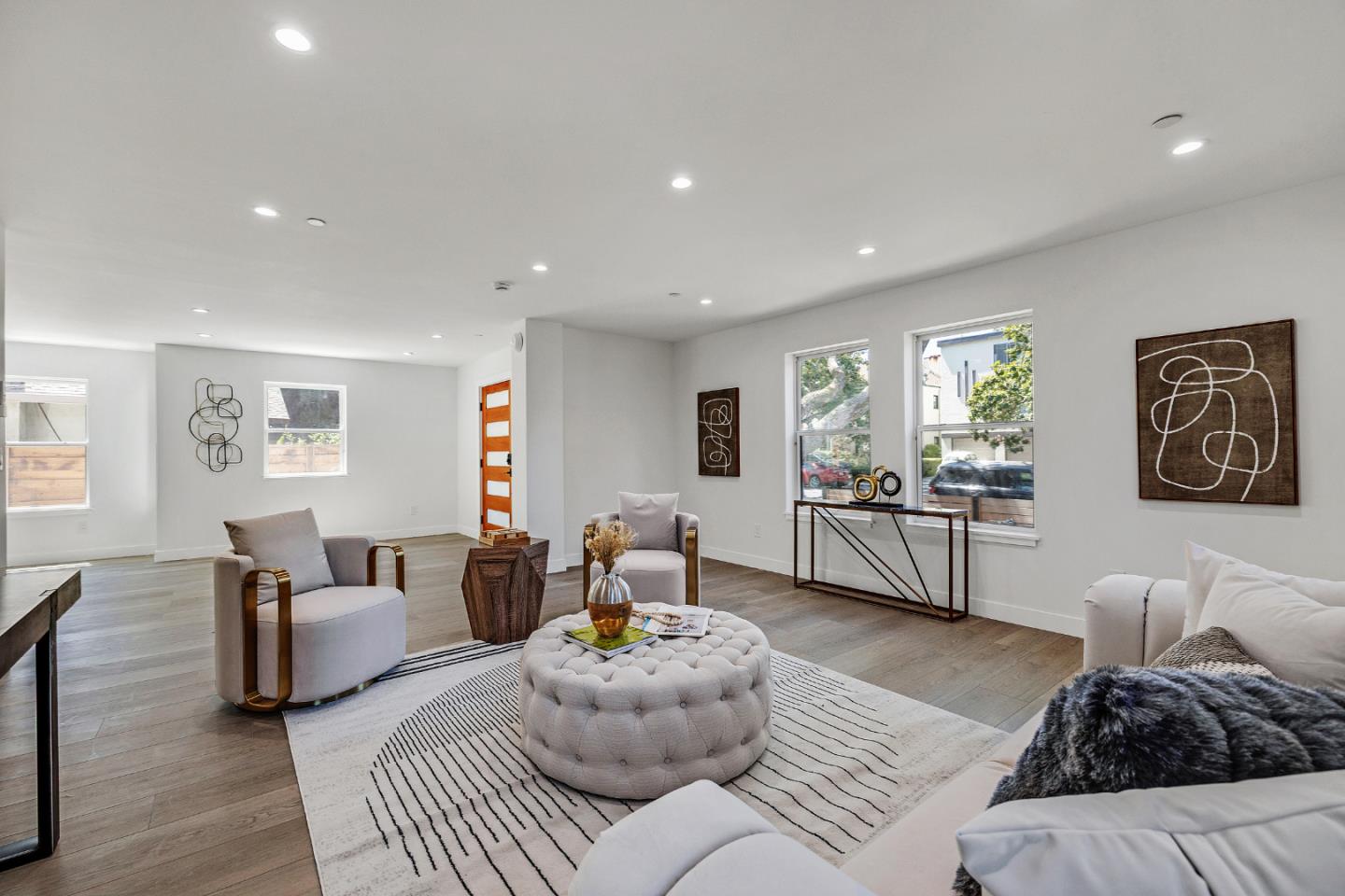 Detail Gallery Image 8 of 50 For 35 Arch St, Redwood City,  CA 94062 - 7 Beds | 4/1 Baths