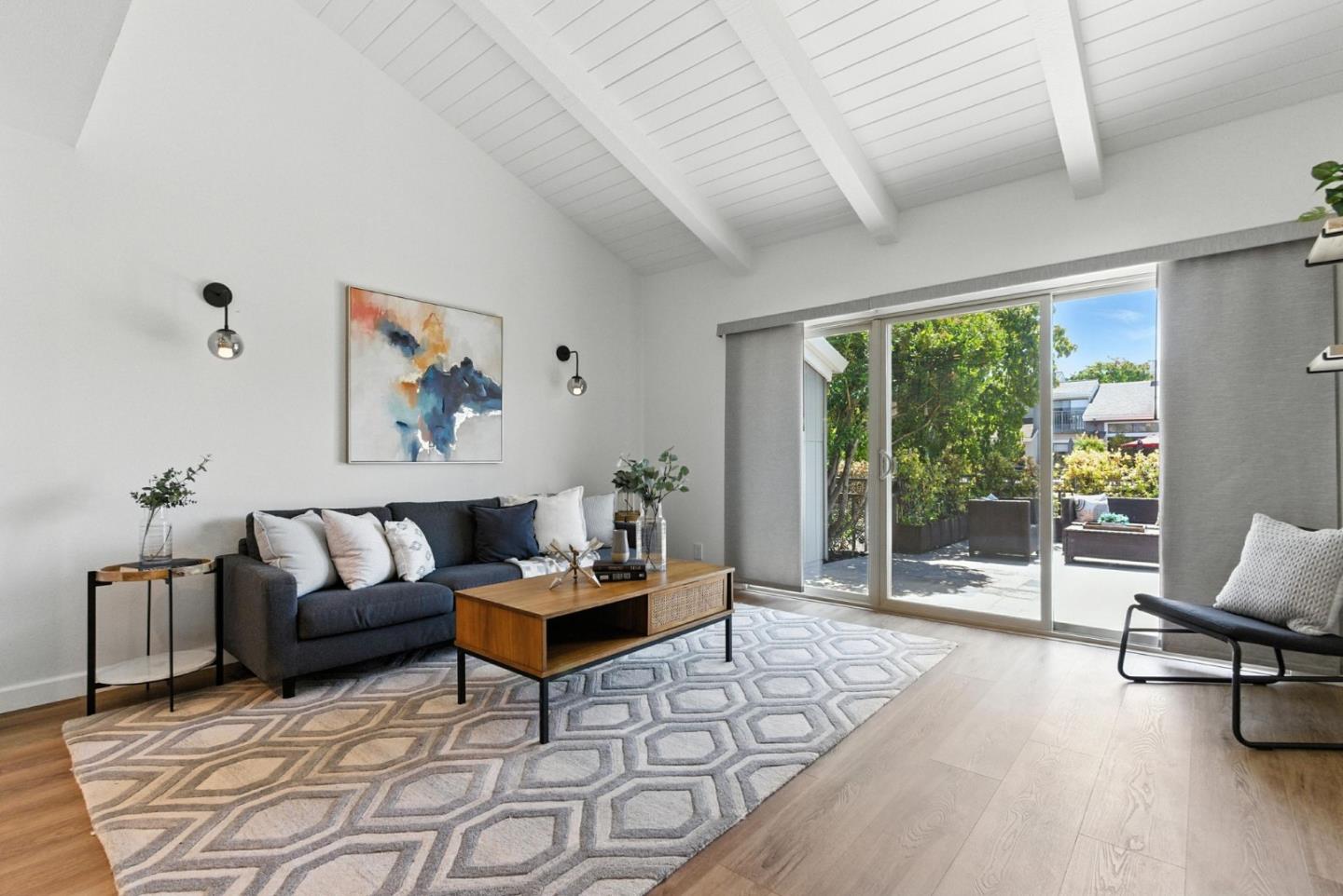 Detail Gallery Image 12 of 76 For 588 Marlin Ct, Redwood City,  CA 94065 - 2 Beds | 2/1 Baths