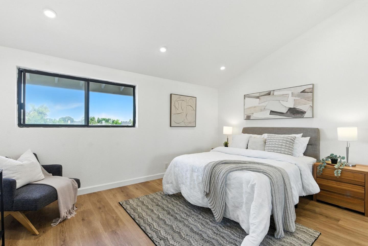 Detail Gallery Image 30 of 76 For 588 Marlin Ct, Redwood City,  CA 94065 - 2 Beds | 2/1 Baths
