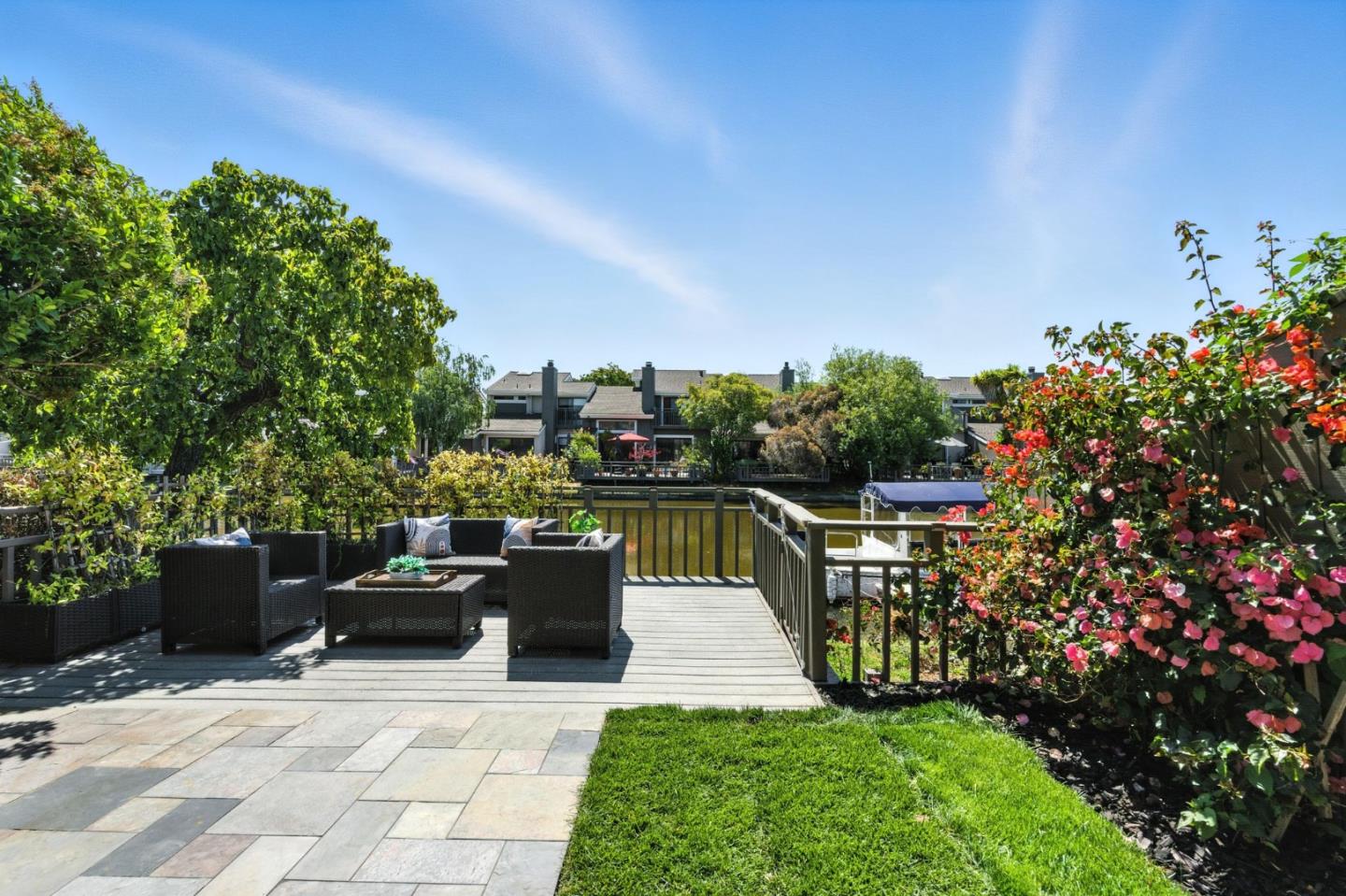 Detail Gallery Image 42 of 76 For 588 Marlin Ct, Redwood City,  CA 94065 - 2 Beds | 2/1 Baths