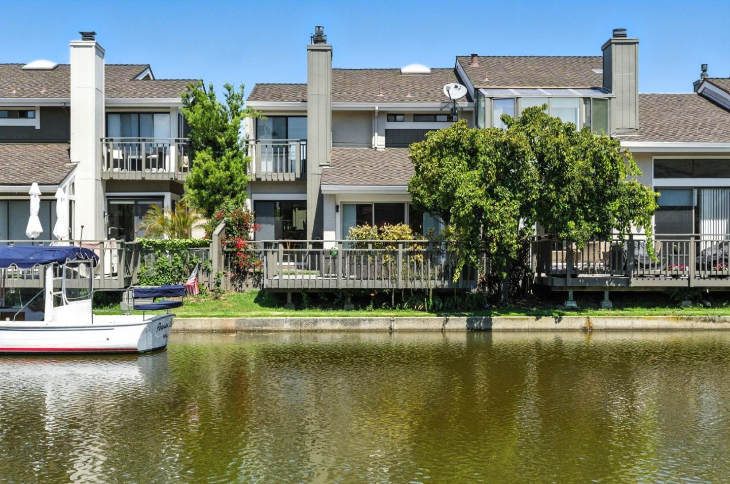 Detail Gallery Image 50 of 76 For 588 Marlin Ct, Redwood City,  CA 94065 - 2 Beds | 2/1 Baths