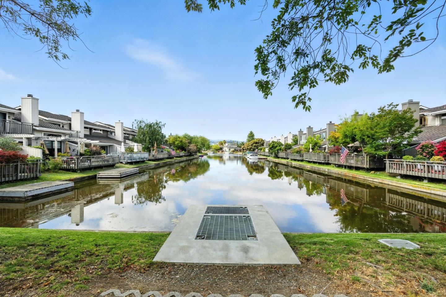 Detail Gallery Image 59 of 76 For 588 Marlin Ct, Redwood City,  CA 94065 - 2 Beds | 2/1 Baths