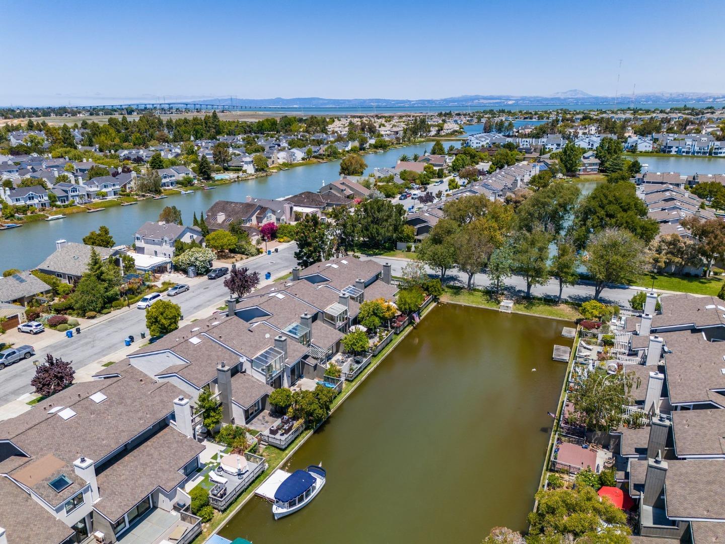 Detail Gallery Image 63 of 76 For 588 Marlin Ct, Redwood City,  CA 94065 - 2 Beds | 2/1 Baths