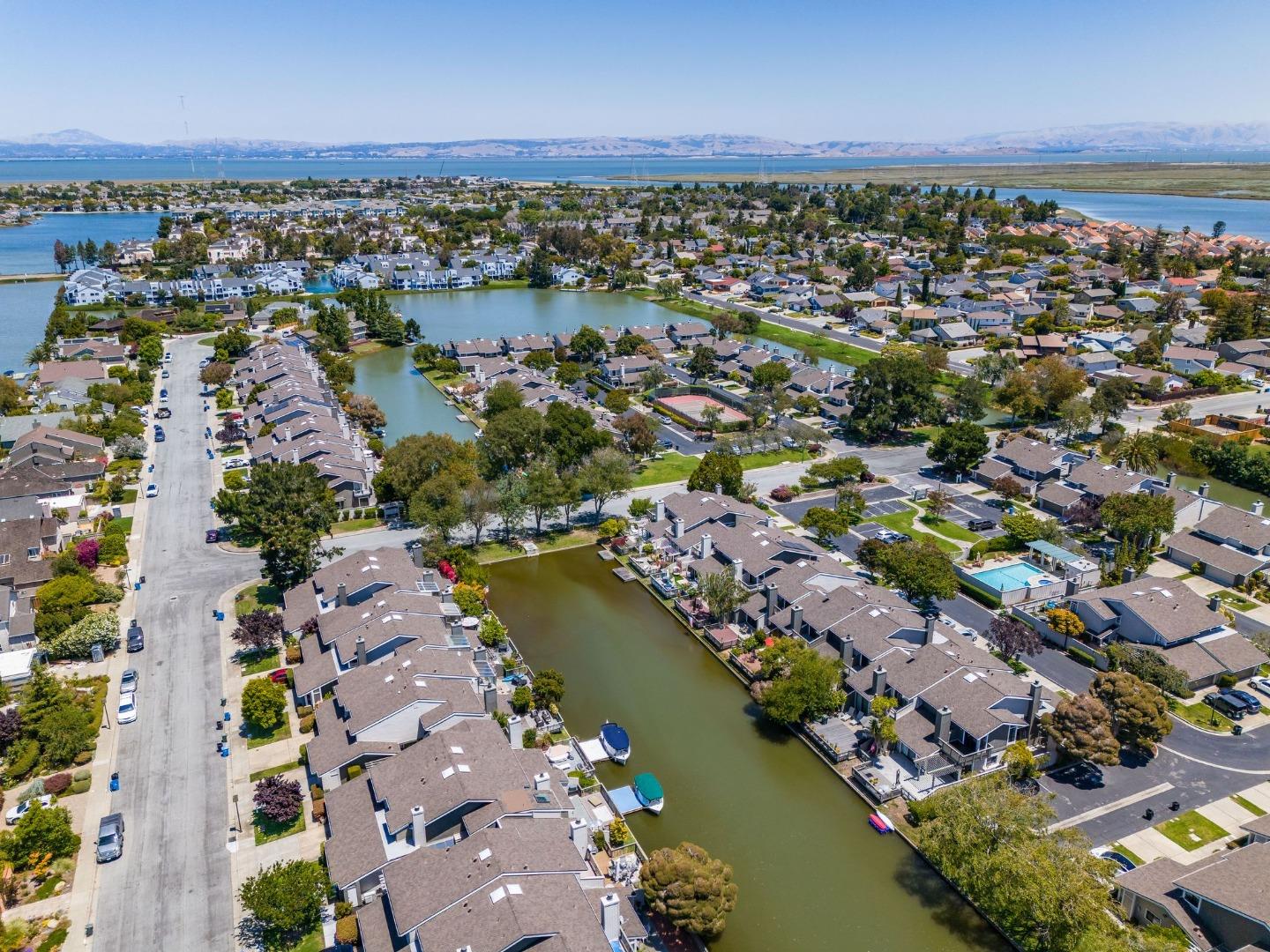 Detail Gallery Image 67 of 76 For 588 Marlin Ct, Redwood City,  CA 94065 - 2 Beds | 2/1 Baths