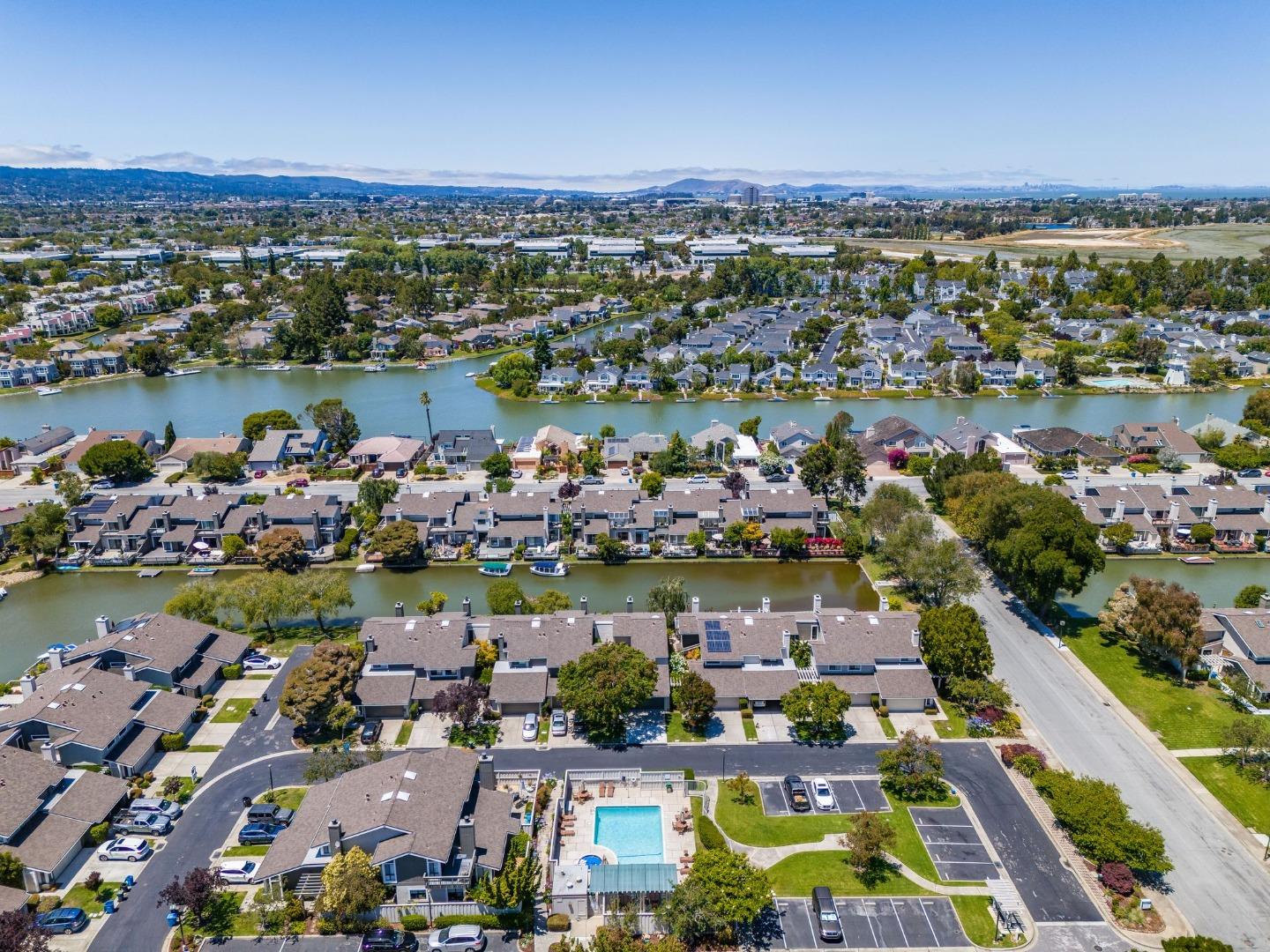 Detail Gallery Image 71 of 76 For 588 Marlin Ct, Redwood City,  CA 94065 - 2 Beds | 2/1 Baths